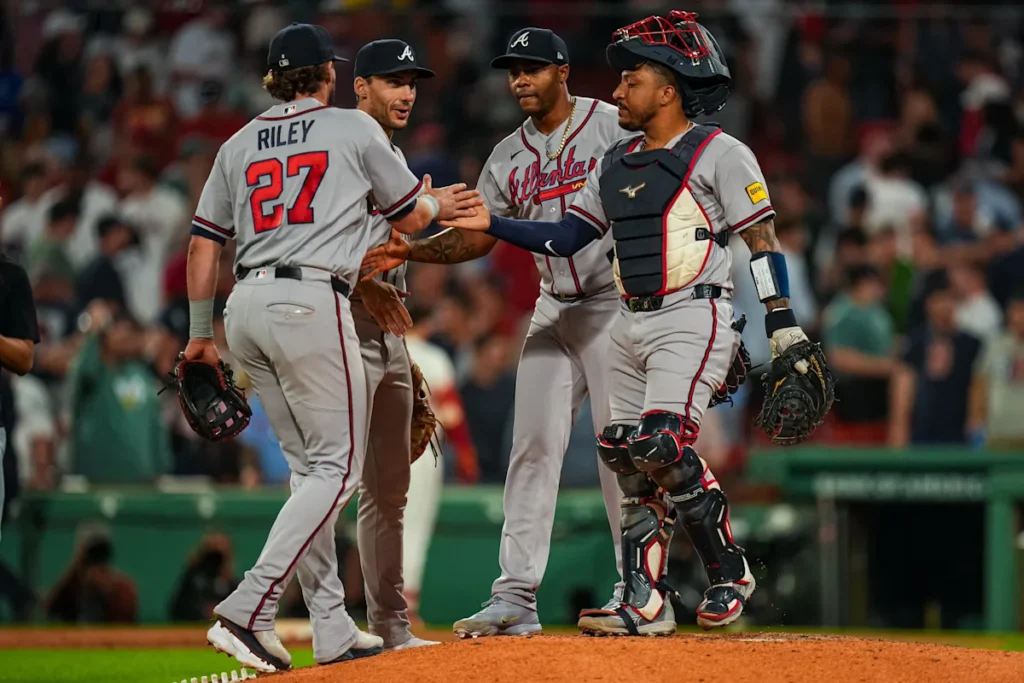 Braves News: Close win at Fenway, remembering Bob Horner, and more
