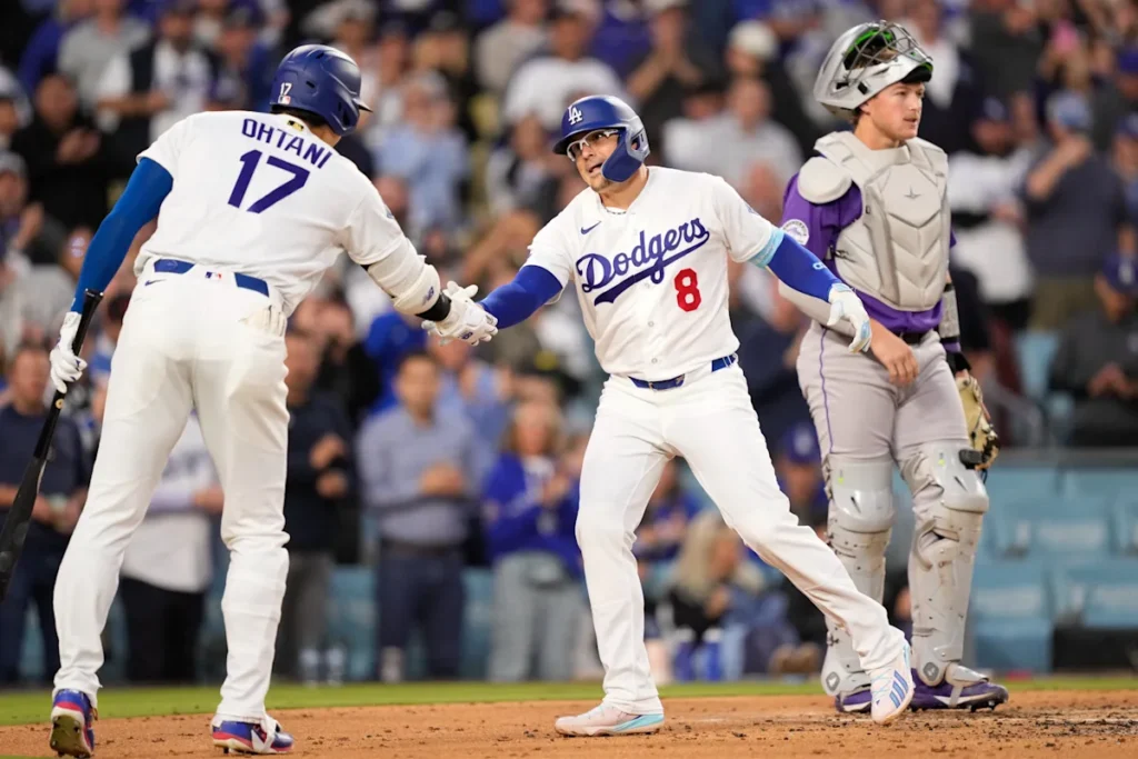 Dodgers’ Kiké Hernández sidelined by a ‘significant tear’ in his left oblique Dodgers’ Kiké Hernández sidelined by a ‘significant tear’ in his left oblique