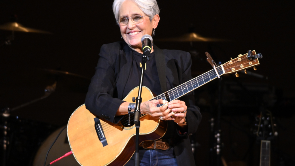 Joan Baez Urges Modern Pop Stars to Speak Up About Politics