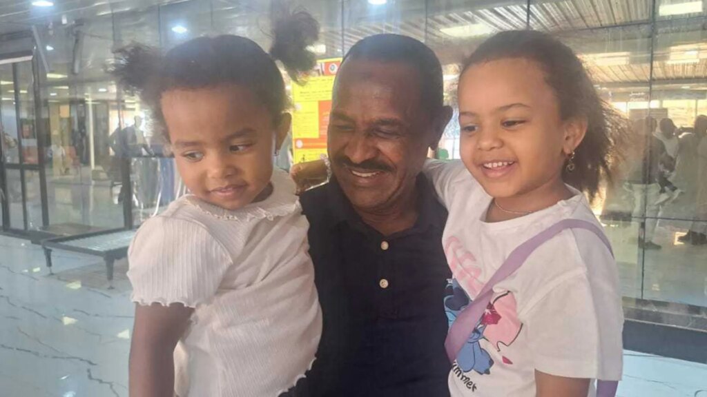 Al Jazeera journalist reunited with family in Khartoum after years of war | Sudan war