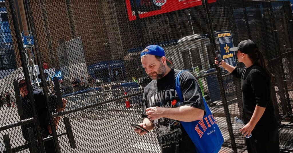 Spurs vs. Knicks live updates: President Trump expected to attend NBA Finals 2026 Game 3, MSG blocked off