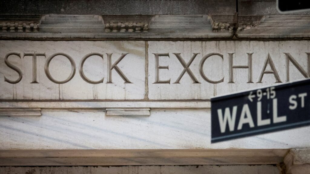 US chipmakers lead Wall Street slide on rate rise worries