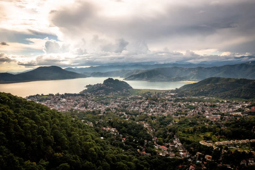 Valle de Bravo could soon be Mexico’s next investment hotspot Skyline of Valle de Bravo, Mexico state