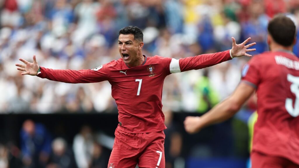 World Cup Daily: Ronaldo scores twice for Portugal; England in action