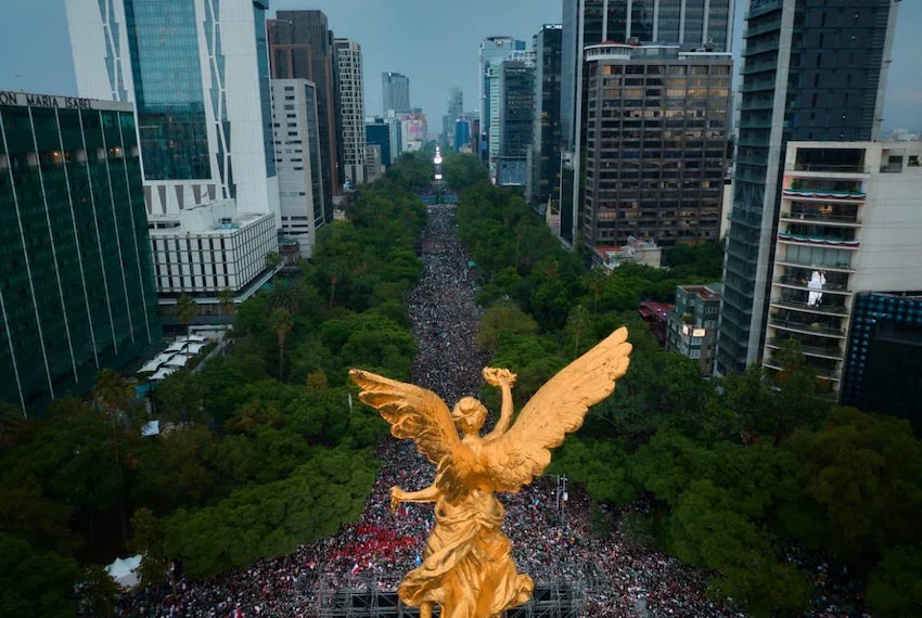 1 million celebrants crowd downtown Mexico City after World Cup win 1 million celebrants crowd downtown Mexico City after World Cup win