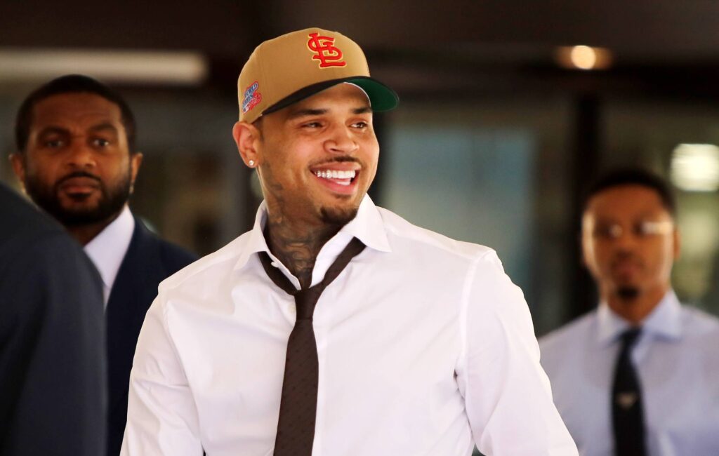 Chris Brown pleads guilty to affray over London nightclub bottle attack Chris Brown pleads guilty to affray over London nightclub bottle attack