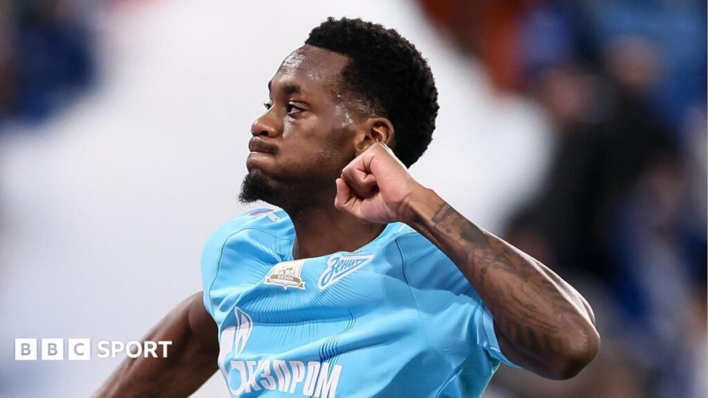 Jhon Duran: Ex-Aston Villa striker joins Benfica from Al-Nassr on season-long loan Jhon Duran playing for Zenit St Petersburg