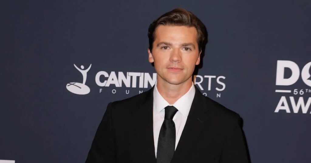 Joel Courtney on Being a Leading Man in 40 Dates and 40 Nights Joel Courtney on Being a Leading Man in 40 Dates and 40 Nights