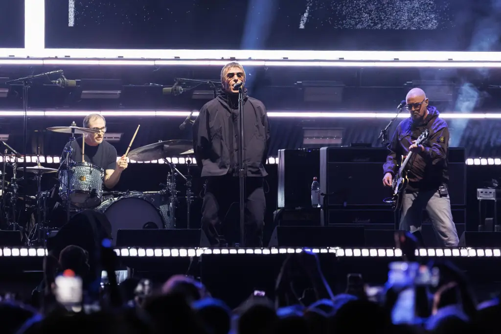 Liam Gallagher Says There Won’t Be a New Oasis LP, But Teases More Dates Liam Gallagher Says There Won't Be a New Oasis LP, But Teases More Dates