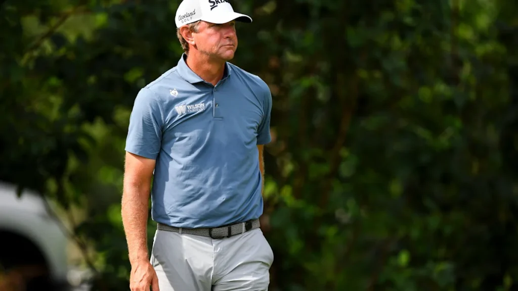 Lucas Glover shoots 64 to take a 2-stroke lead into the weekend at ISCO Championship ISCO Championship 2025 - Day Four