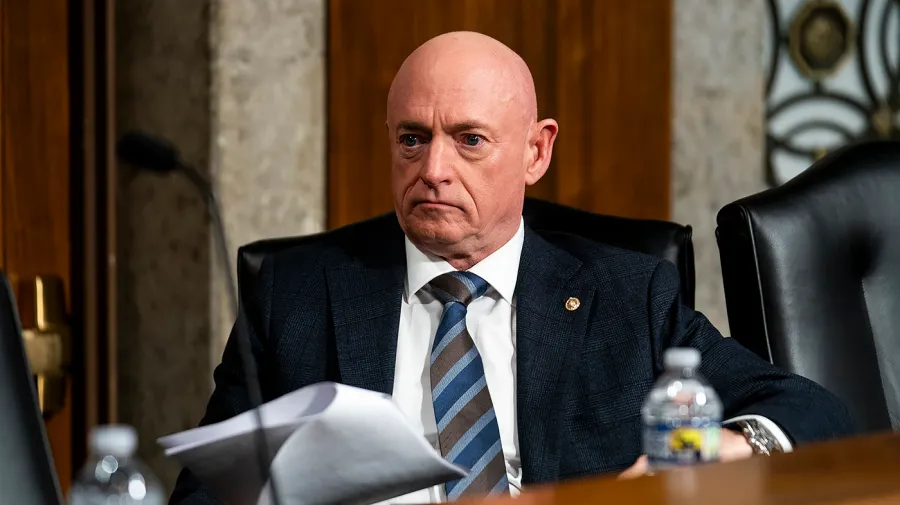 Mark Kelly endorses vice admiral ousted by Hegseth running for Congress Mark Kelly endorses vice admiral ousted by Hegseth running for Congress