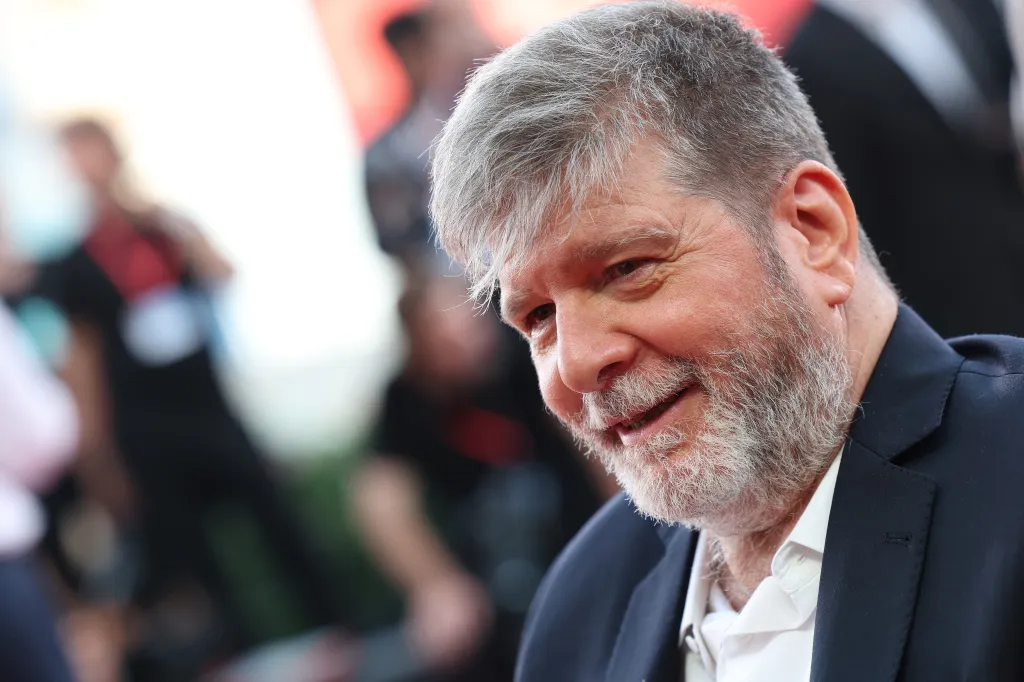 Netflix To Adapt ‘Happy Old Year’ By ‘I’m Still Here’ Author Netflix To Adapt ‘Happy Old Year’ By ‘I’m Still Here’ Author