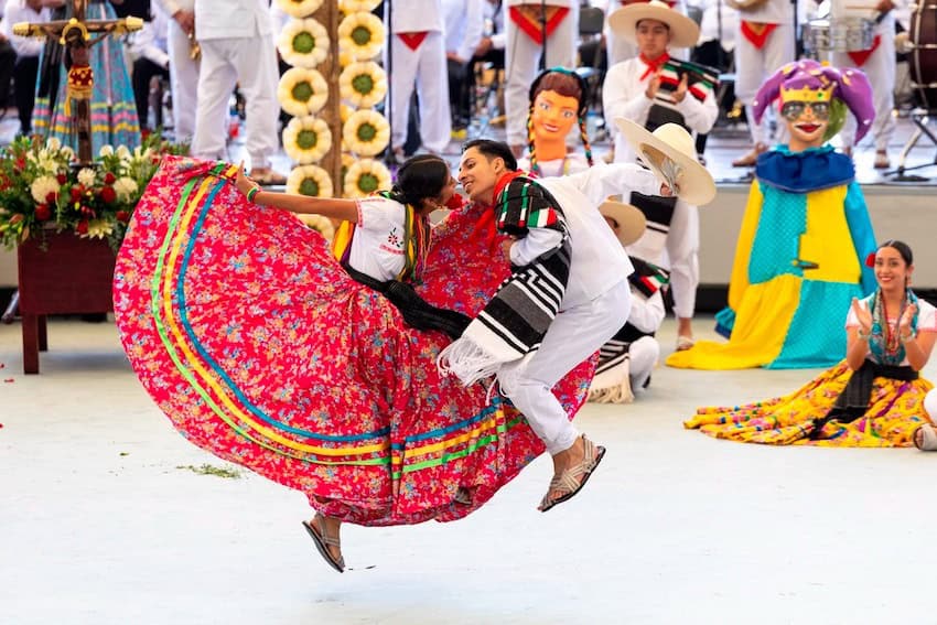 Oaxaca’s Guelaguetza ethnic festival gets underway Guelaguetza