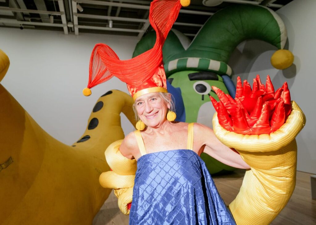 Pat Oleszko Wins $100K Whitney Biennial Prize Pat Oleszko Wins $100K Whitney Biennial Prize