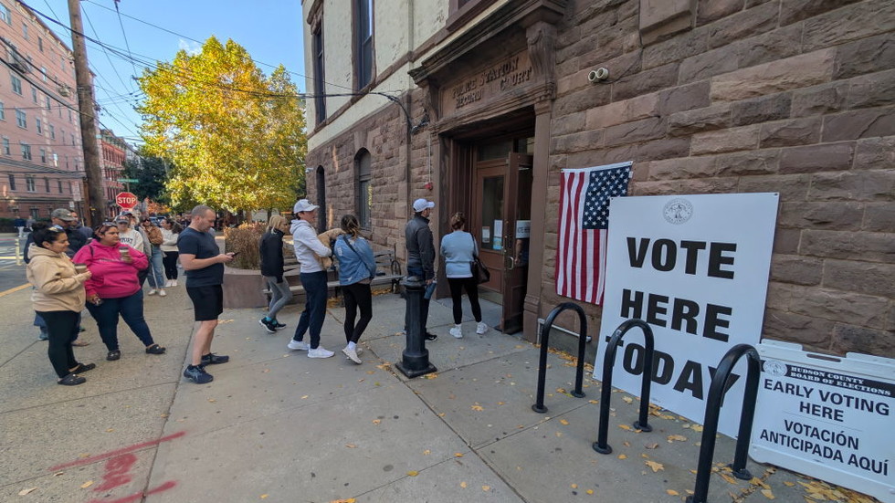 US state mistakenly let hundreds of non-citizens vote — RT World News US state mistakenly let hundreds of non-citizens vote — RT World News