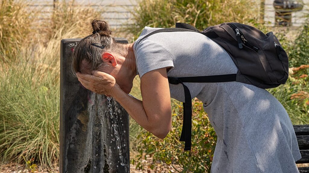 Beyond heatstroke: 33 conditions linked to extreme heat, from skin rashes to violence Beyond heatstroke: 33 conditions linked to extreme heat, from skin rashes to violence