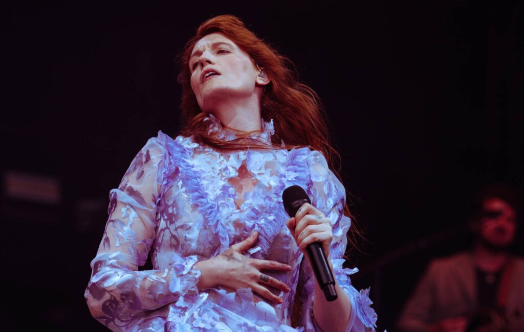 Florence + The Machine call on crowd to "put your phones the fuck away" and "experience" set at Reading 2026