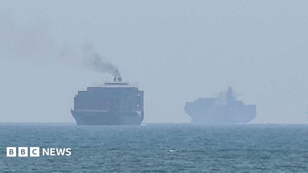 Hormuz talks positive, Oman says, as Iran warns deal would not open strait Christopher Wright and Karl Schwalbe