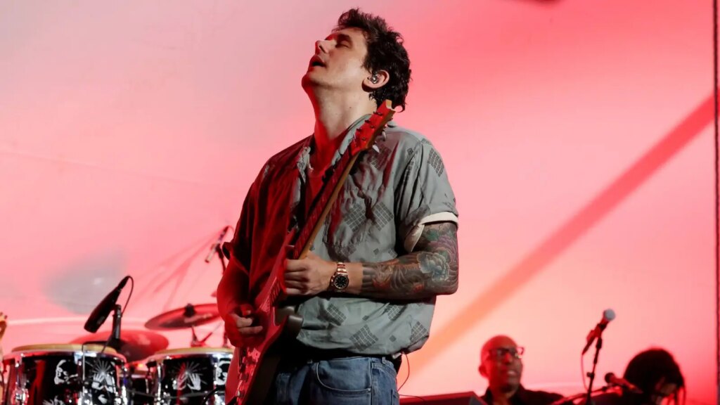 John Mayer Performs Dolly Parton's 'I Will Always Love You'