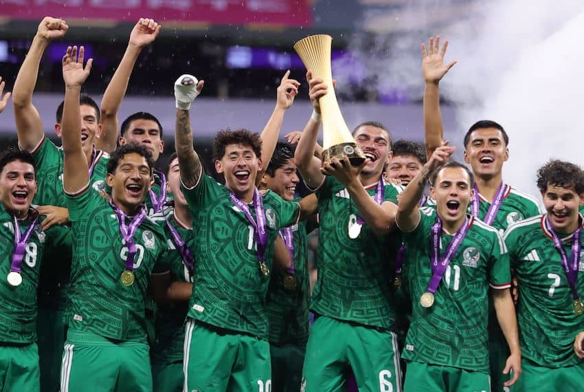 Mexico defeats Team USA 2-0 to claim its 15th U-20 Concacaf title Mexico