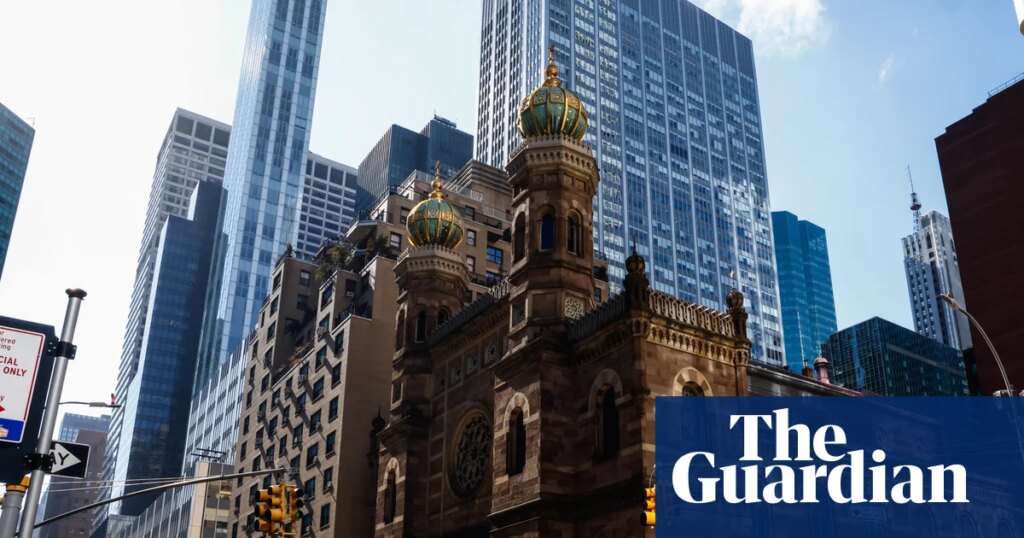 New York City man charged with hate crimes after alleged synagogue assault | New York New York City man charged with hate crimes after alleged synagogue assault | New York