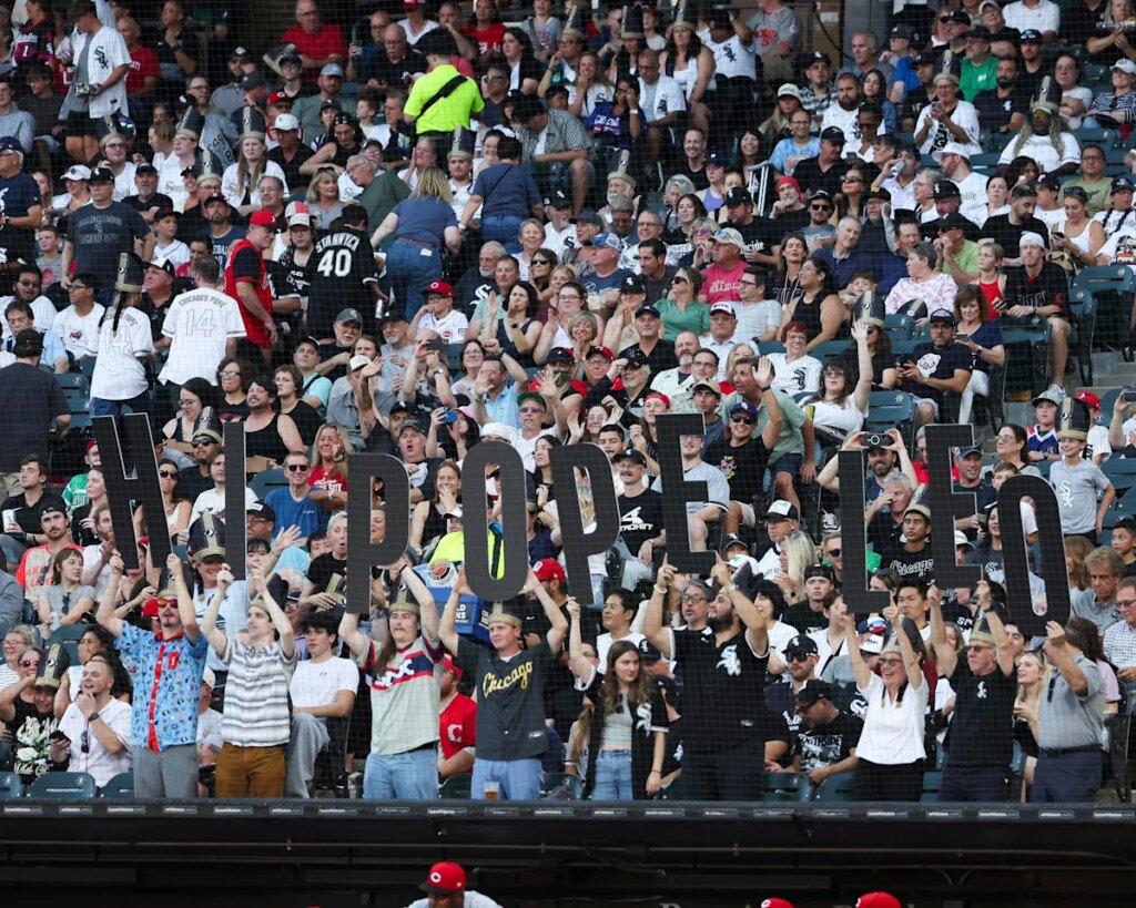 No divine intervention on the South Side as White Sox lose, 5-4, in 10 innings