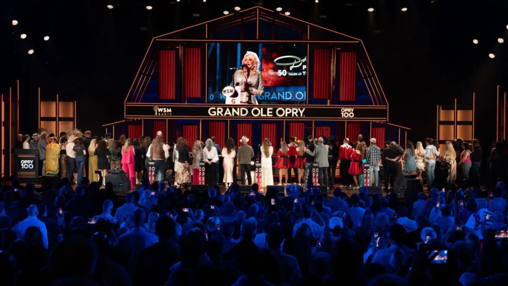See Grand Ole Opry Dedicate Entire Performance to Dolly Parton's Music