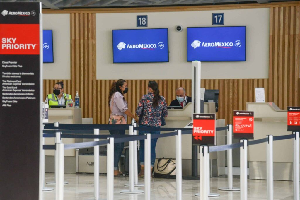Aeroméxico investigates possible leak of passenger data records