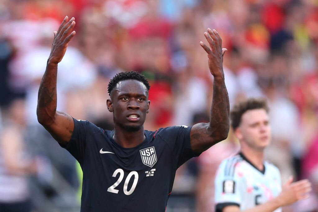 Folarin Balogun could yet move clubs after failed Everton deal, says Monaco CEO