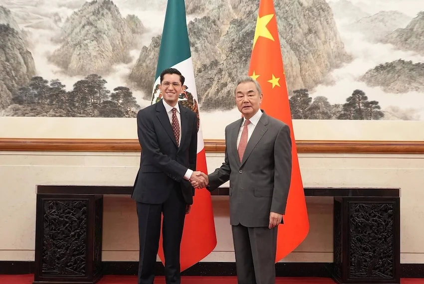Mexico’s foreign affairs head meets with his counterpart in Beijing Mexico