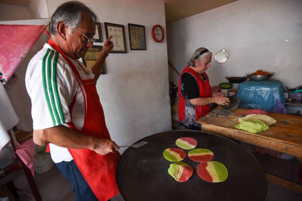 Mexico's week in review: Exports and gas production hit record highs as patriotic spirit swells