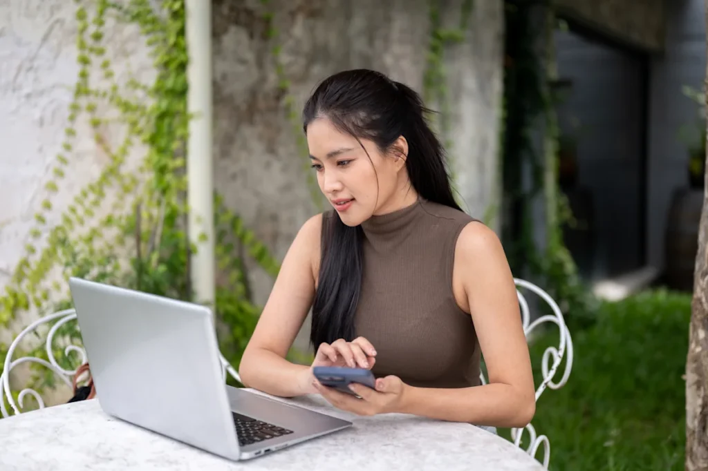 Should you apply for multiple credit cards at once? Should you apply for multiple credit cards at once?