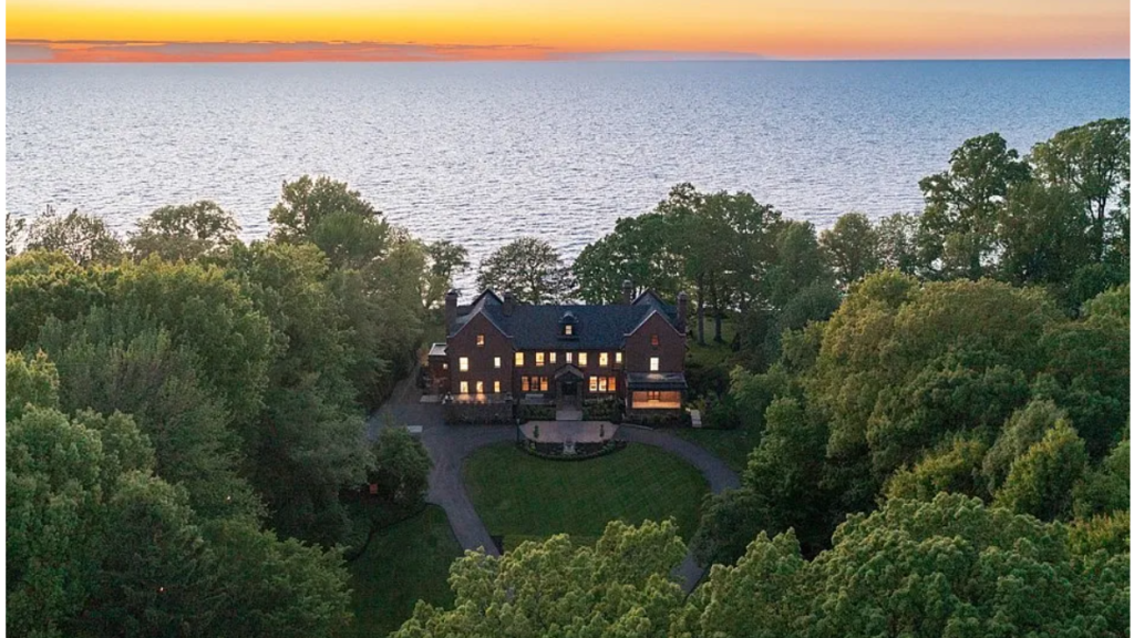Travis Kelce purchased $5.35 million Ohio home months before marrying Taylor Swift