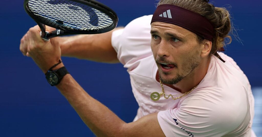 U.S. Open 2026 live updates: Alexander Zverev leads Ben Shelton after winning first set