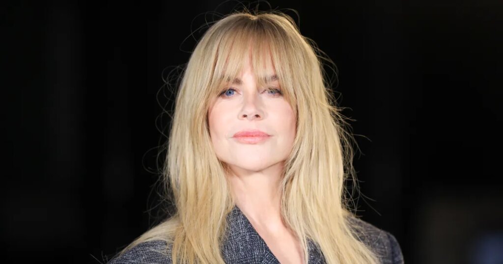 Copy Nicole Kidman's Dark Jeans With This Slimming Denim Style
