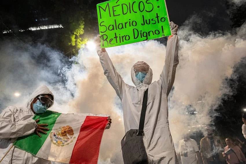 IMSS workers protest nationwide over pay, shortages and staffing IMSS workers protesting in Mexico City on Oct. 13, 2026