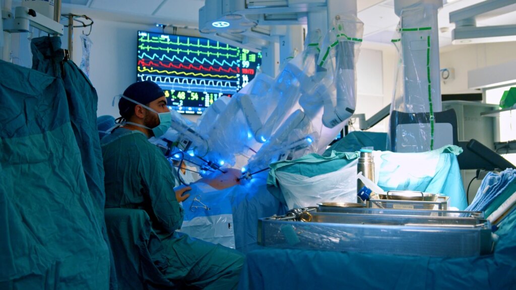 Intuitive Surgical: The 17% Selloff Is A Buy