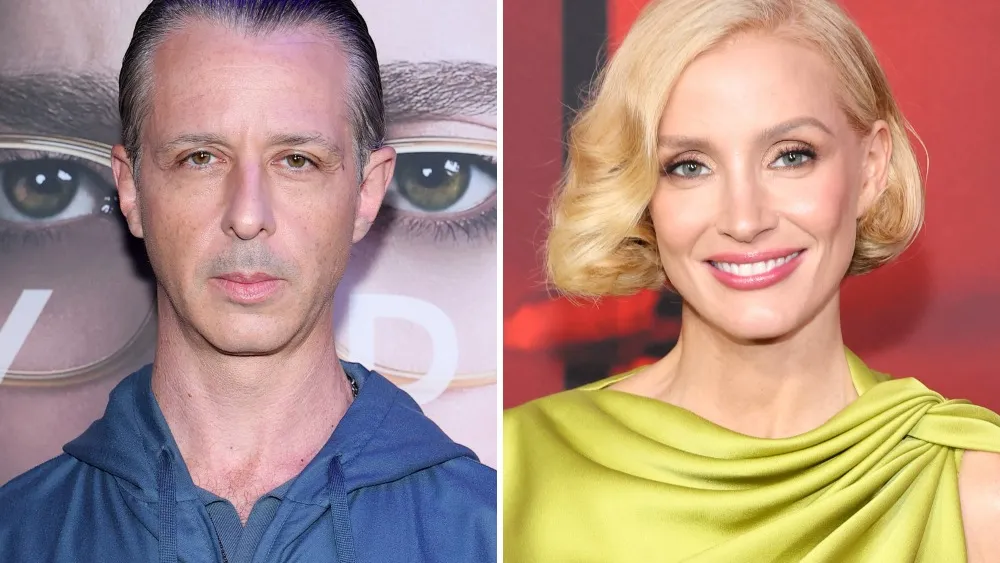 Jeremy Strong Texted Jessica Chastain After Other Mommy Beat Social Reckoning Jeremy Strong Texted Jessica Chastain After Other Mommy Beat Social Reckoning