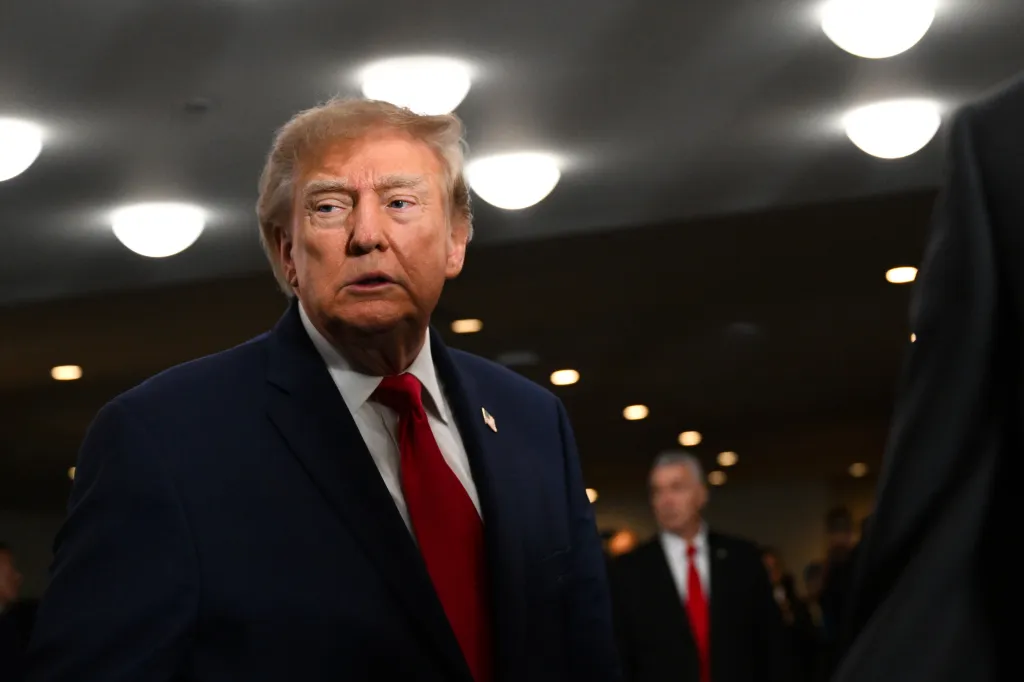 Judge Again Tosses Out Trump’s Lawsuit Against Wall Street Journal Judge Again Tosses Out Trump's Lawsuit Against Wall Street Journal