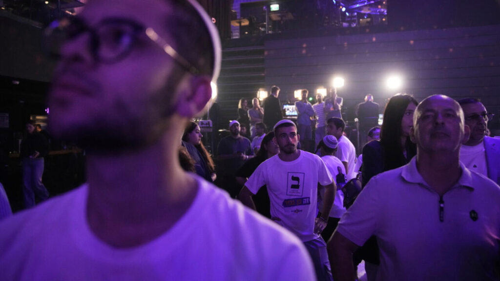 Live: Israel election deadlock leaves Netanyahu and rival Eisenkot short of majority