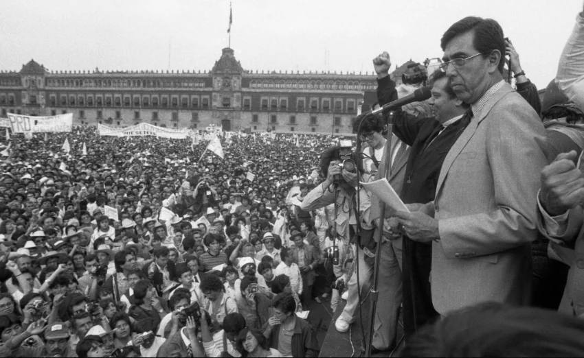 Obituary: Mexican politician Cuauhtémoc Cárdenas dies at 92 Cuauhtémoc Cárdenas appears with Porfirio Muñoz in the Mexico City Zócalo in 1988, during the founding of the PRD party.