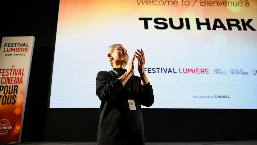 Tsui Hark Pays Tribute to Nansun Shi, Discusses New Projects and AI Tsui Hark Pays Tribute to Nansun Shi, Discusses New Projects and AI