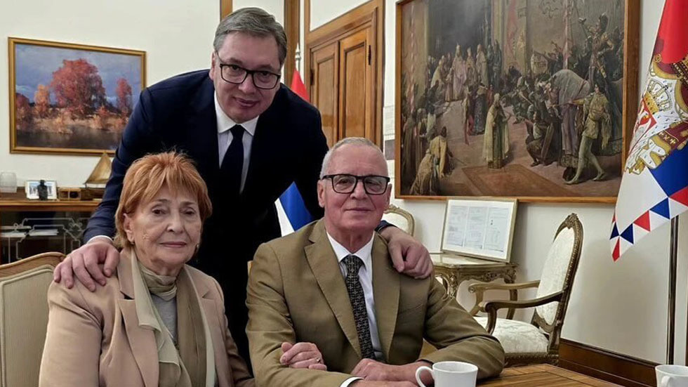Vucic’s mother attacked in Serbia on election day – ruling party — RT World News Vucic’s mother attacked in Serbia on election day – ruling party — RT World News